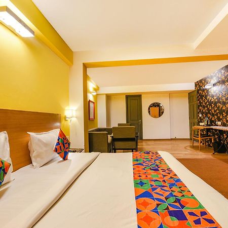 Fabhotel Old Meple Leaf غورغاون المظهر الخارجي الصورة