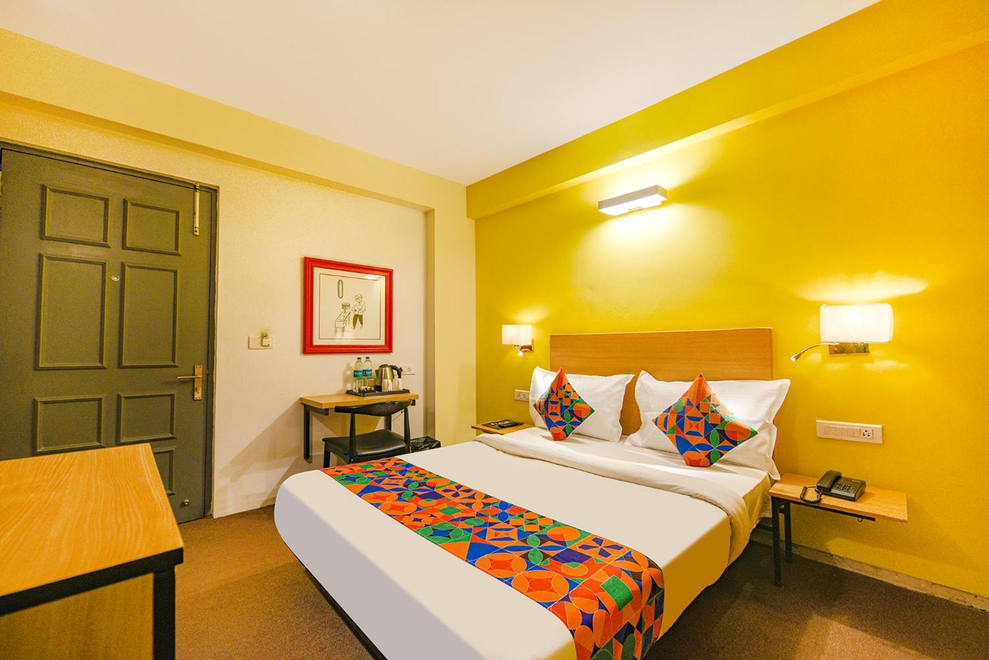 Fabhotel Old Meple Leaf غورغاون المظهر الخارجي الصورة